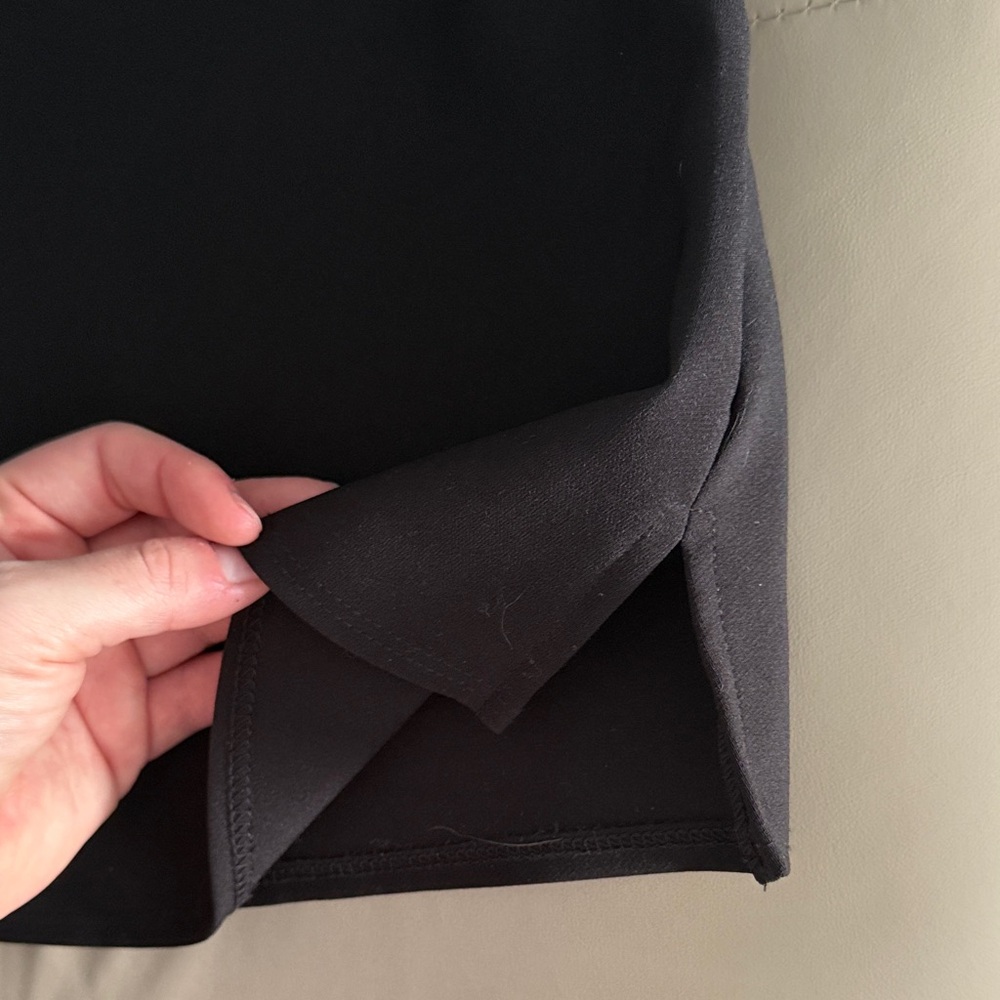 Kendall Black Women's Skort size medium reg length - Picture 3 of 4